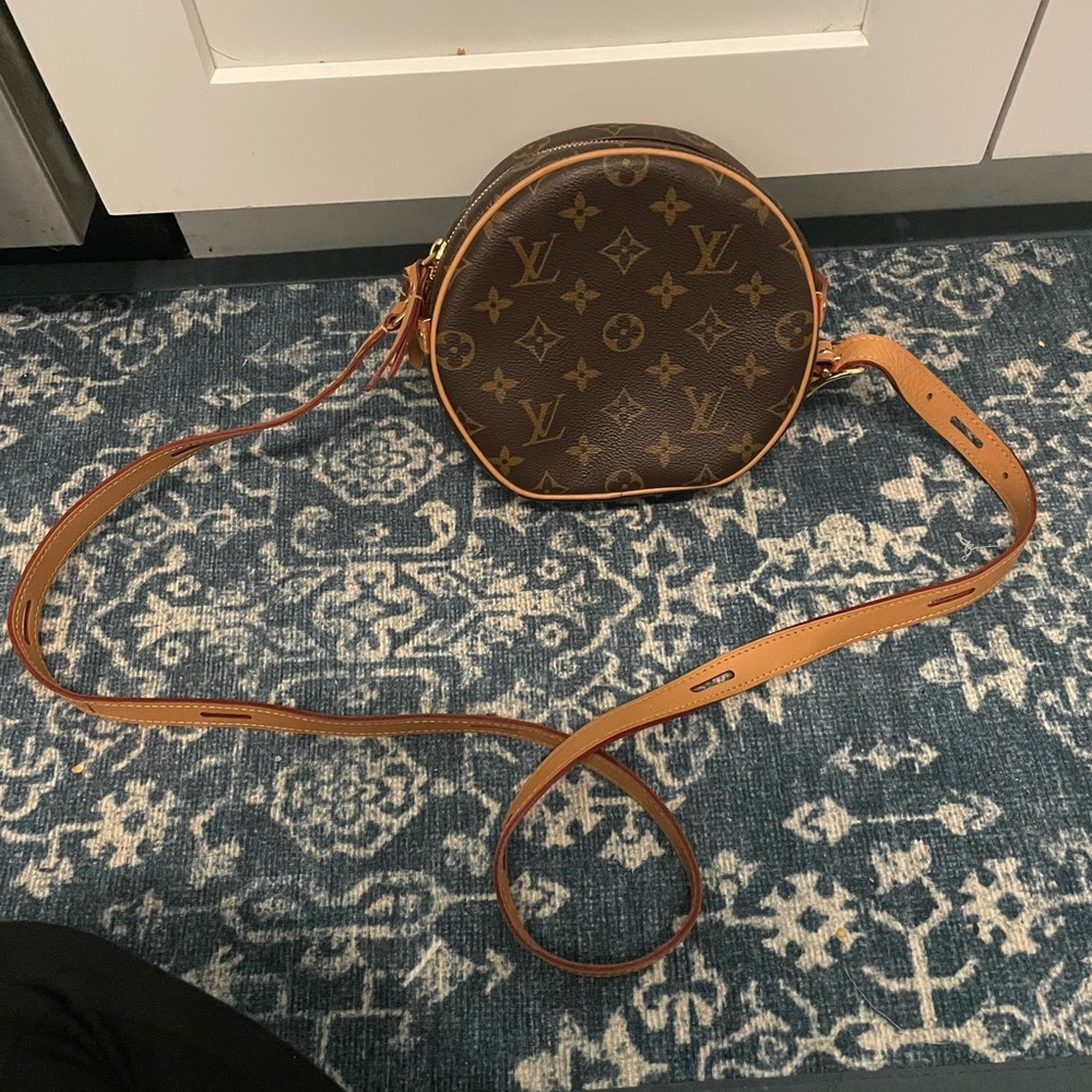 Louis Vuitton BOITE CHAPEAU SOUPLE PM